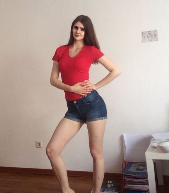 18 Year Old Girl Sells Her Virginity In Online Auction To Help Pay For